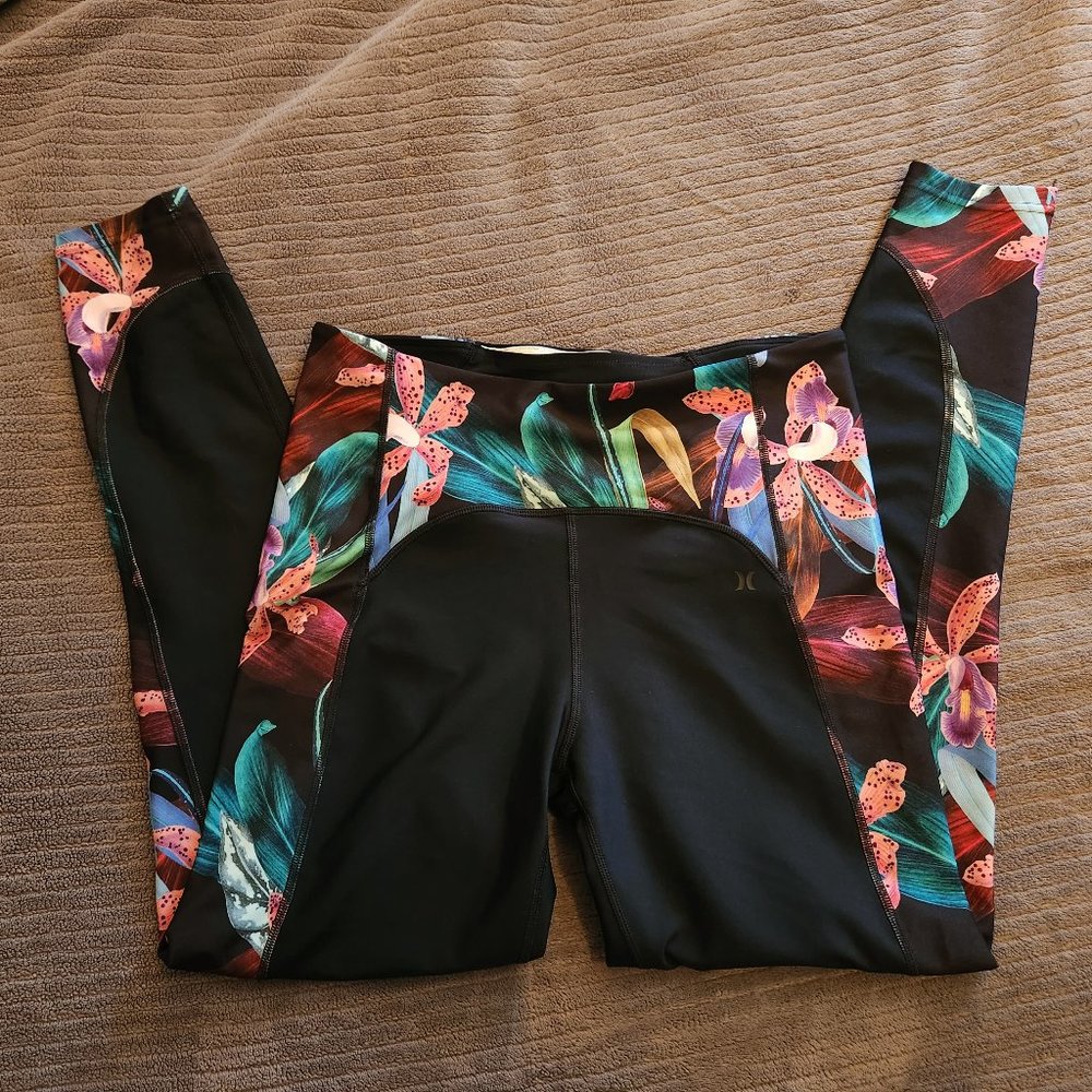 NWOT Hurley Jungle Orchid Floral Stretch Pants